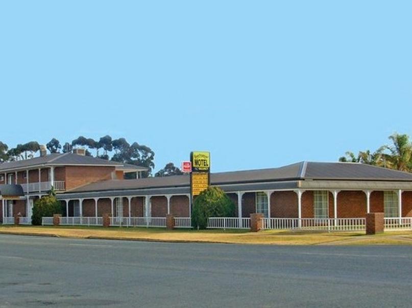 Centrepoint Motel Deniliquin Exterior foto
