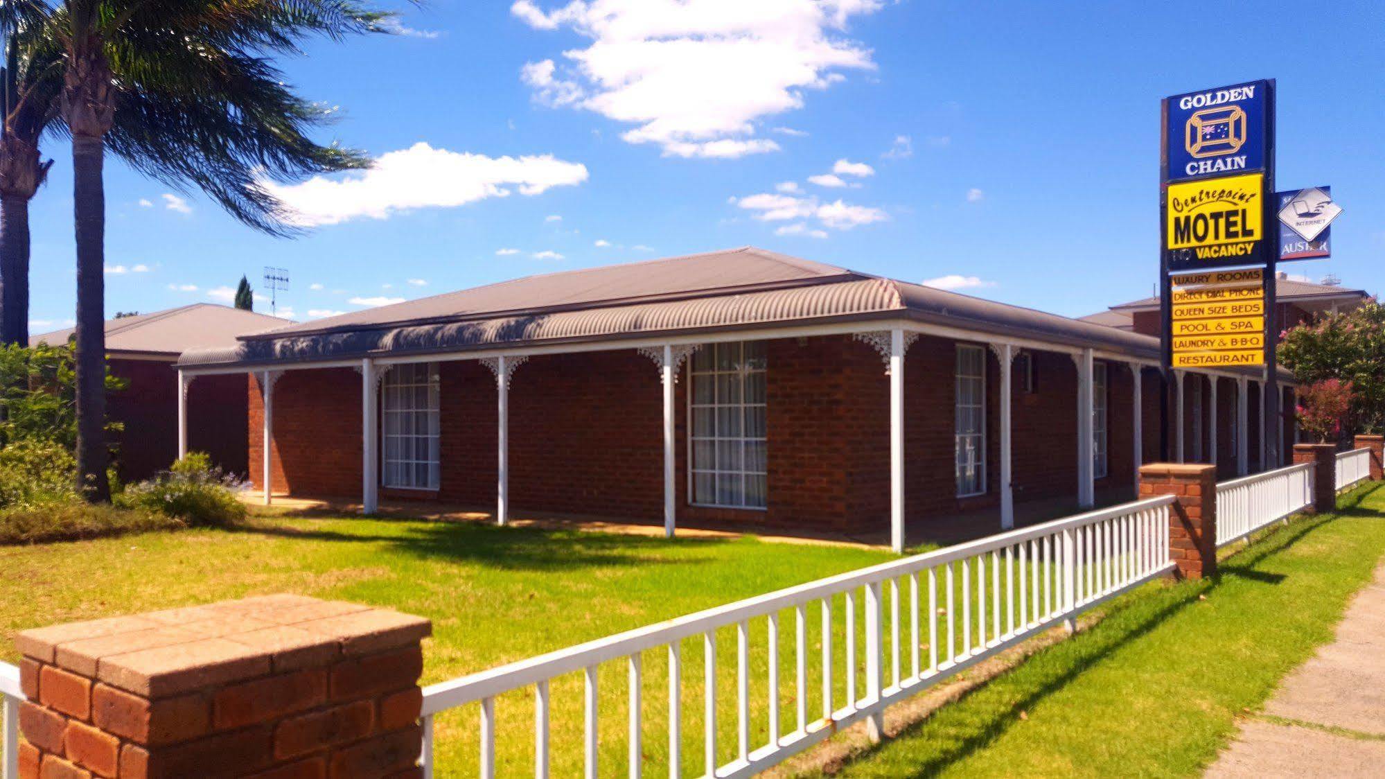 Centrepoint Motel Deniliquin Exterior foto